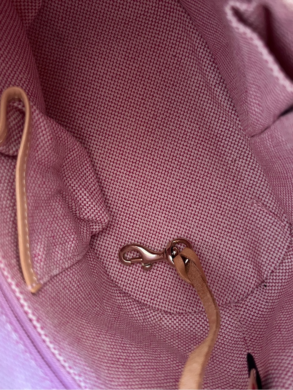 Y2K Dooney & Bourke Pink Monogram Canvas Hobo Bucket Bag vintage - Picture 7 of 10